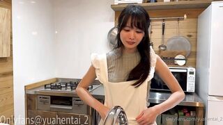 【高潮就臉紅】反差日本美少女「yuahentai」OF私拍【第十八彈】長腿廚娘的性愛體驗