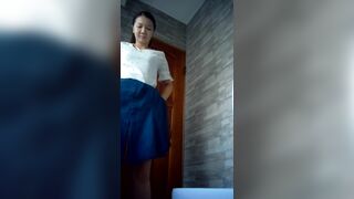 女廁偸拍小姐姐~ 美女如雲 姿態百出 賞逼賞臉-23