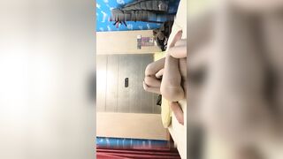 奔馳哥吃了藥直播啪啪乖乖女小嫩妹 差點被吹射 趕緊叫停開幹