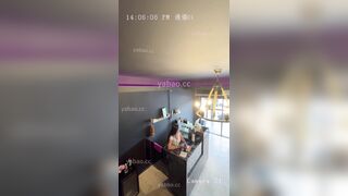 監控偷拍 巨乳前台收銀李雅下午和老闆在櫃臺啪啪性愛