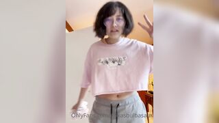 Onlyfans清純可愛美少女EriKasbulbasaur私拍-21