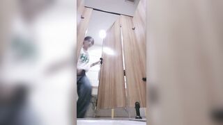 商場女廁全景偷拍 多位漂亮的小姐姐 肥美大鮑魚