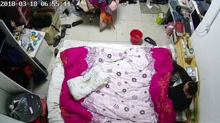 家庭攝影機偷拍 夫妻小情侶 各種方式造愛 場所露出-073