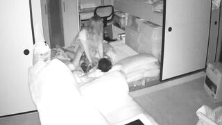 家庭攝影機偷拍 夫妻小情侶 各種方式造愛 場所露出-099
