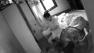 家庭攝影機偷拍 夫妻小情侶 各種方式造愛 場所露出-103