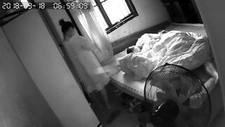 家庭攝影機偷拍 夫妻小情侶 各種方式造愛 場所露出-103