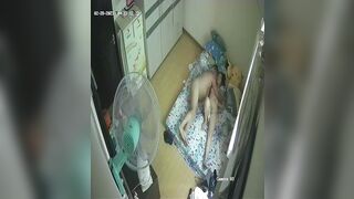 家庭攝影機真實偷拍 性生活頻繁的性福夫妻日常 大奶肥臀騷妻特別主動 女上位內射