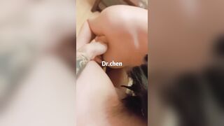 泡良大神「DR.CHEN」「GWQH」極品美女 舔腳肛交毒龍喝尿-48