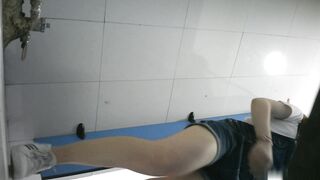 公廁偷拍 極品顏值小美女-07