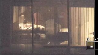 【酒店窗外偷拍】落地窗前做愛最刺激1