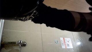 【廁拍】酒吧黑絲 白絲蘿莉 -07