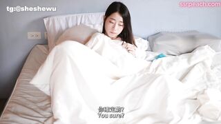 台灣艾莉 男友跟朋友在客廳打麻將，終於有自己的時間可以自慰，結果男友在客廳睡覺，被她朋友逮到自慰當場侵犯內射