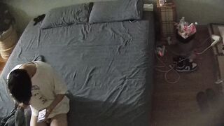 攝影機偷拍大學生情侶 青春女孩被男友射了一嘴後再吃外賣4