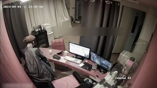 真實偷拍 下班後男女同事在辦公桌前造愛全紀錄