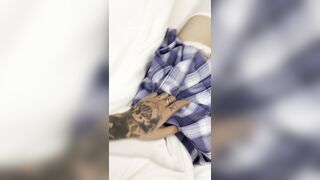 良家美少婦性愛洩密，床上浪蕩口交，被操的淫叫連連，小穴很粉嫩-06