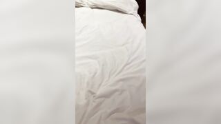 良家美少婦性愛洩密，床上浪蕩口交，被操的淫叫連連，小穴很粉嫩-05