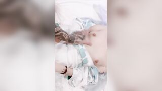 良家美少婦性愛洩密，床上浪蕩口交，被操的淫叫連連，小穴很粉嫩-07